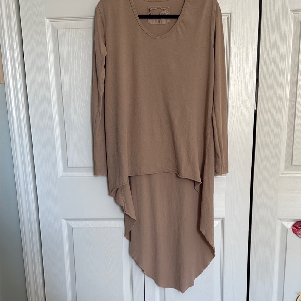 Frank and Eileen Lab Asymmetrical Top M